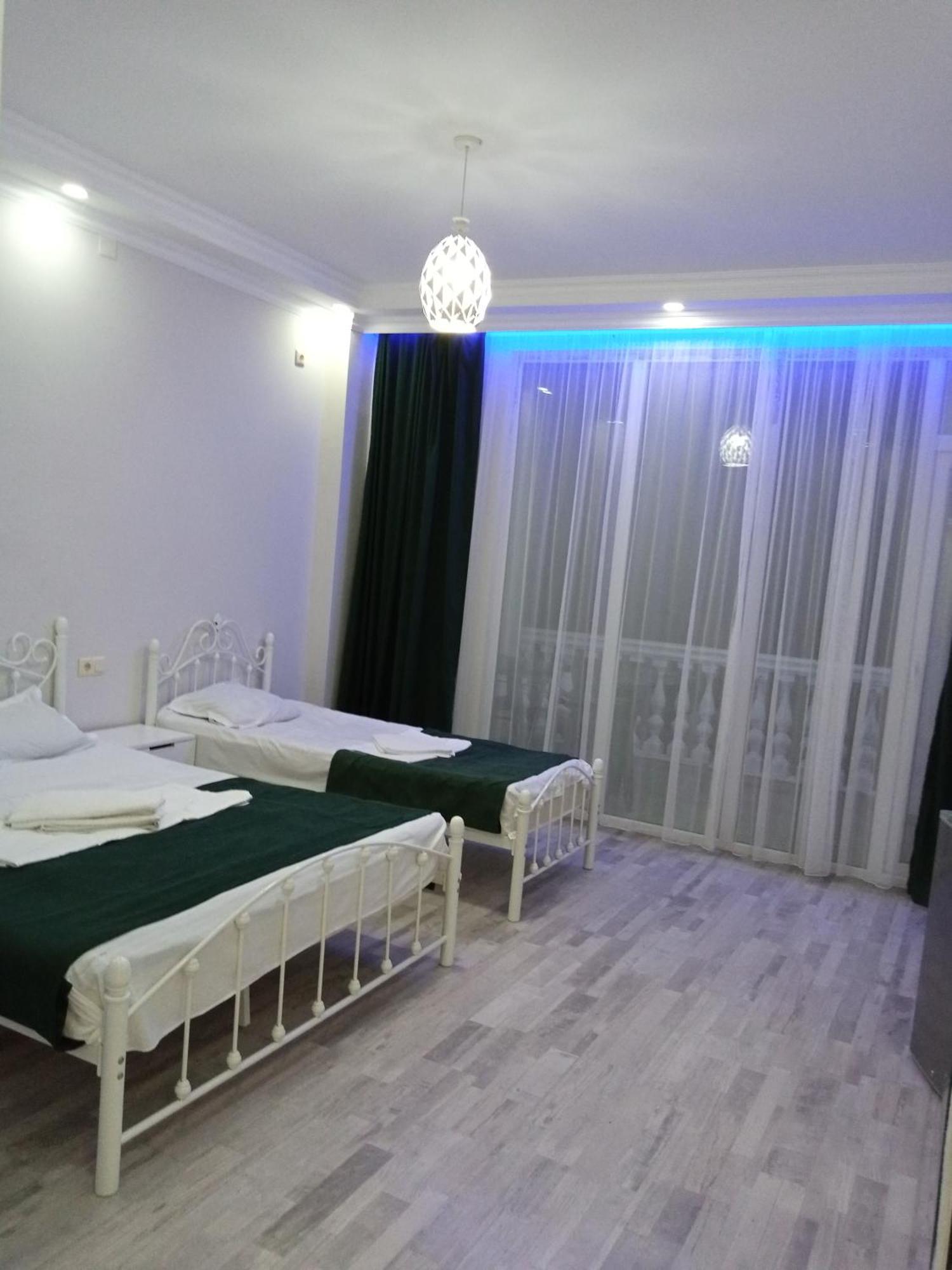 Geno Guest House Кваріаті Екстер'єр фото