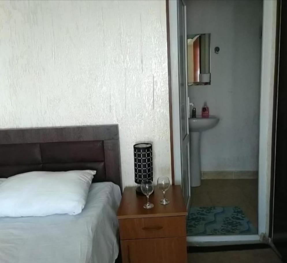 Geno Guest House Кваріаті Номер фото