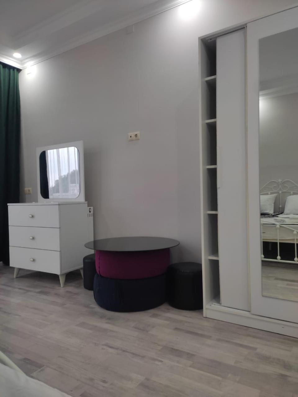 Geno Guest House Кваріаті Екстер'єр фото
